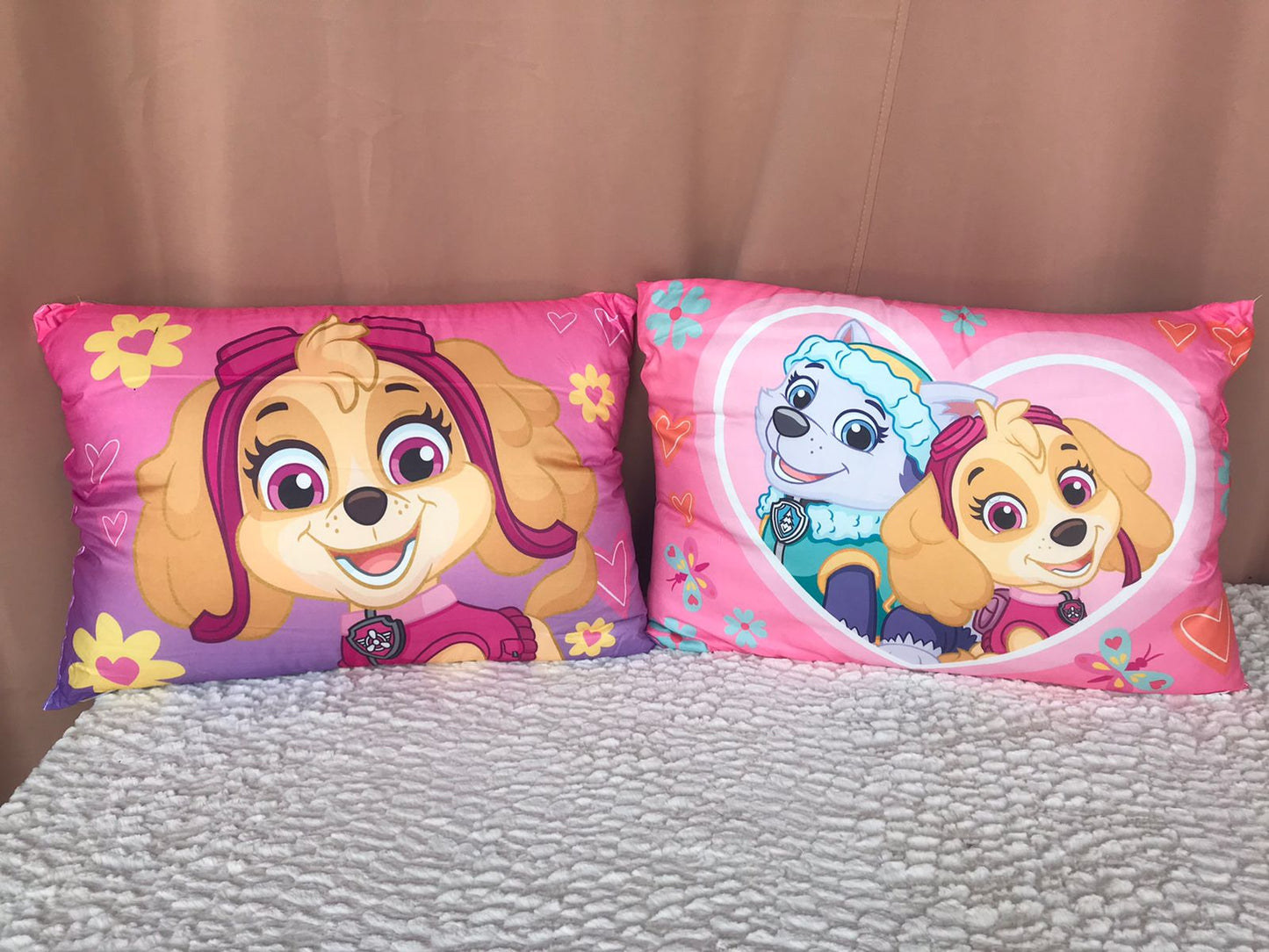 Almohada de Personajes Matrimonial