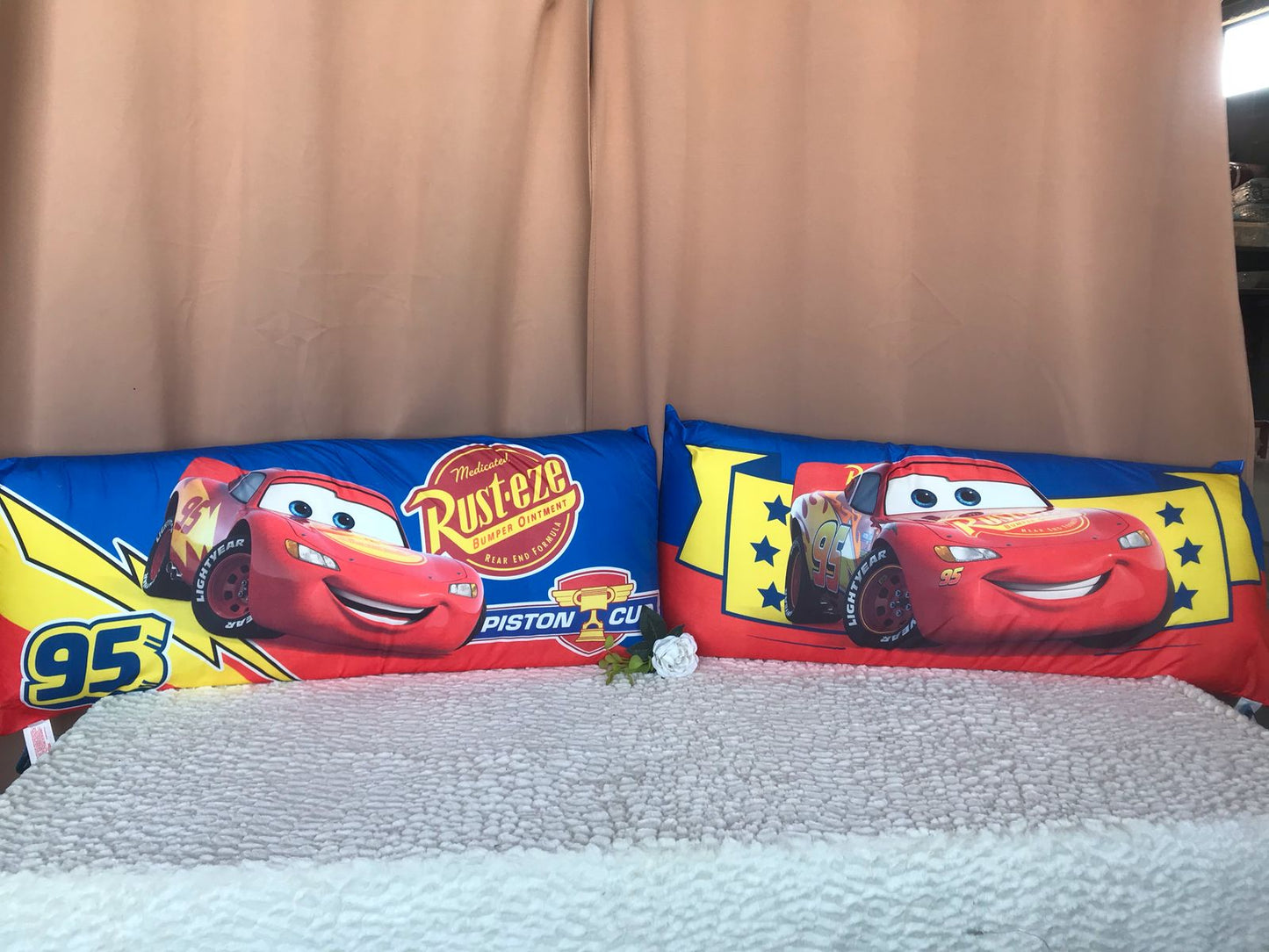 Almohada de Personajes King Size